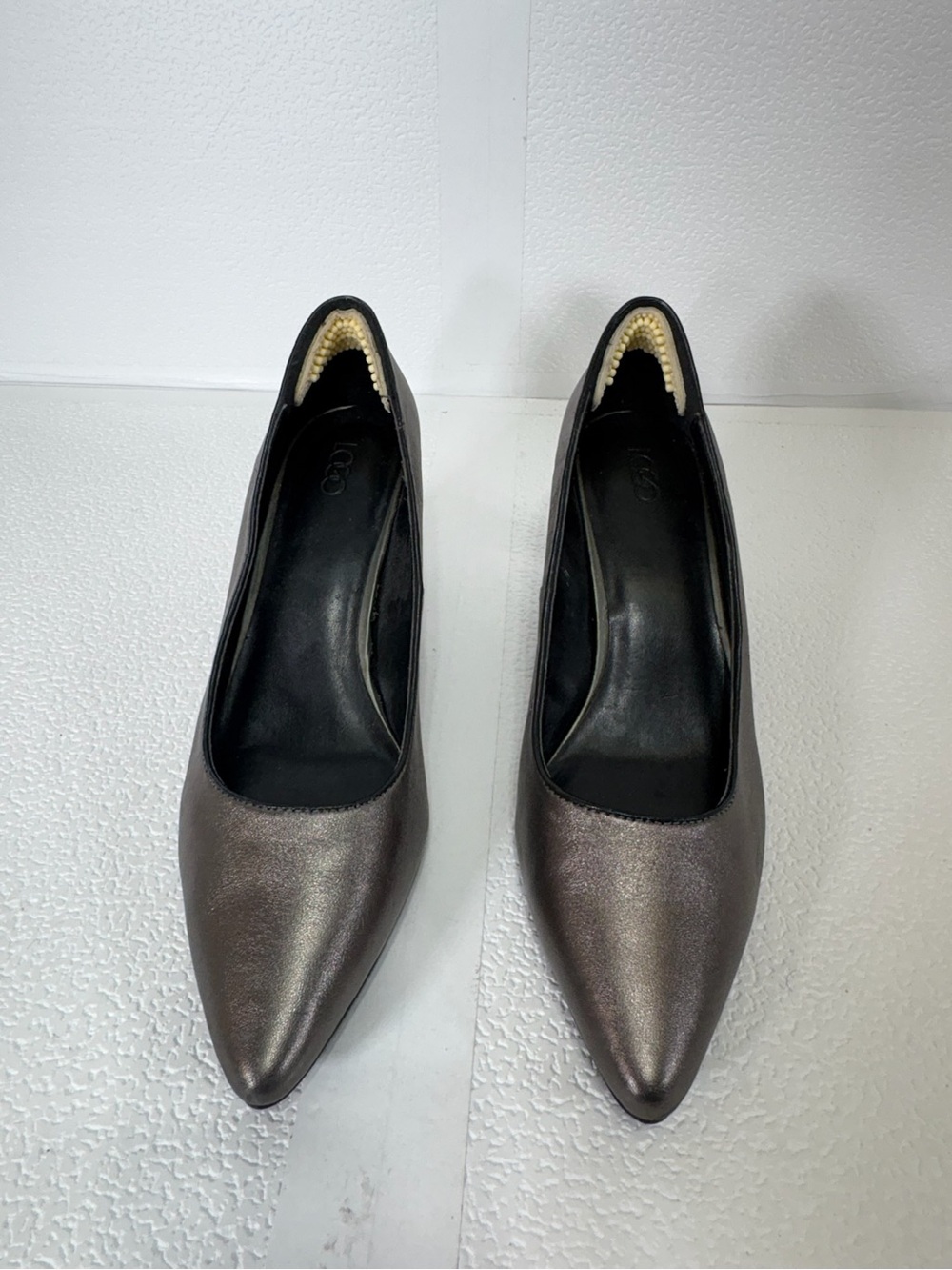 LOGO by Lori Goldstein Metallic Charcoal Pointed-Toe Pumps s248